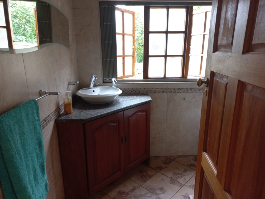 5 Bedroom Property for Sale in Kosmos North West